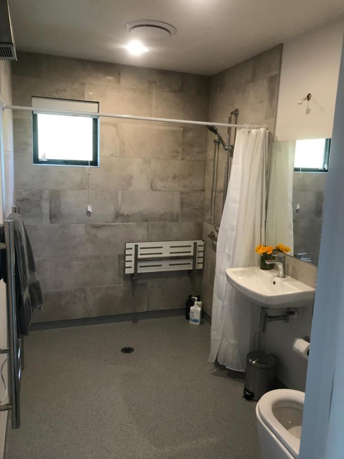Skylight House With Stunning Outdoor Bath Holiday home *